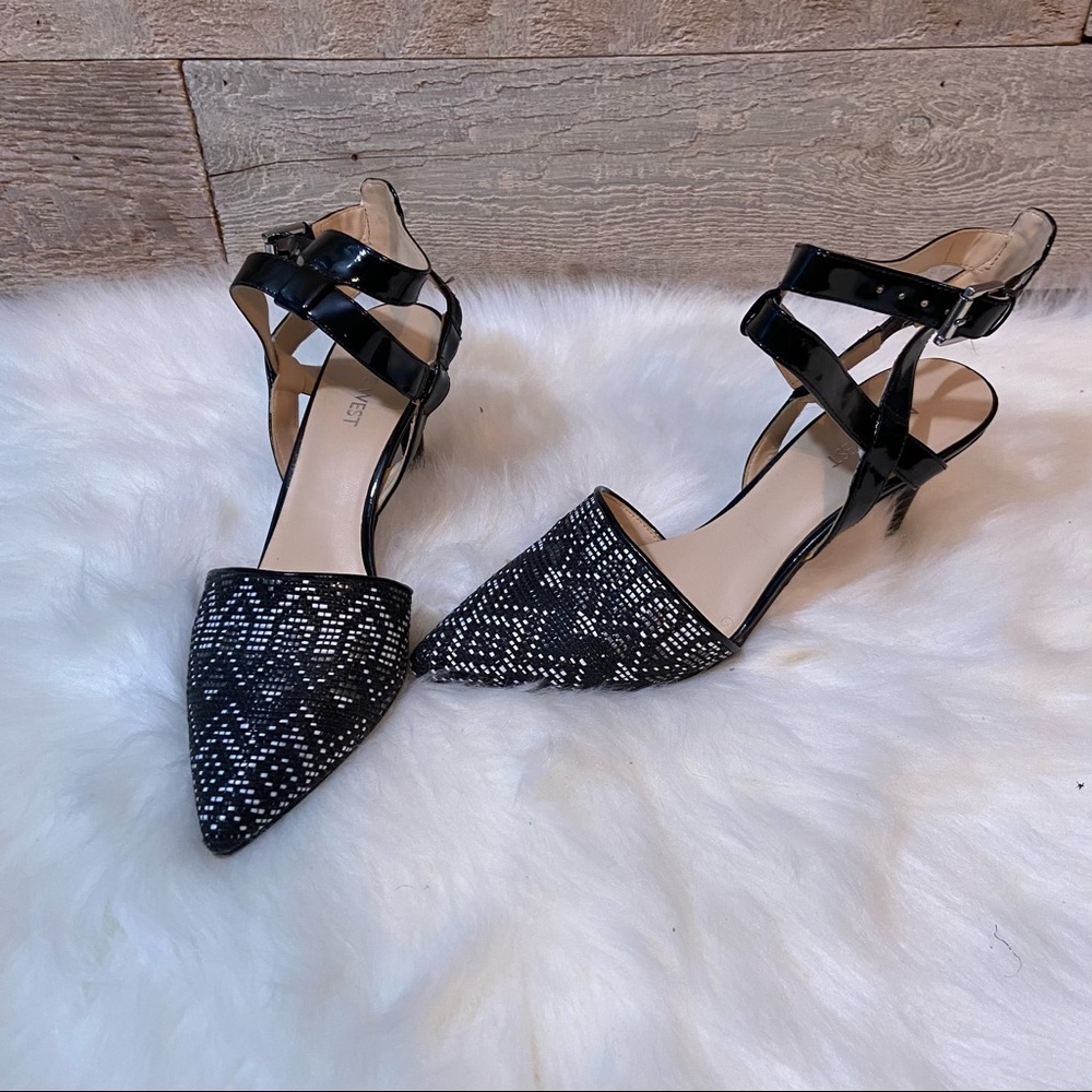 Nine West women’s black pointed toe strappy stiletto heels  in size‎ 7.5